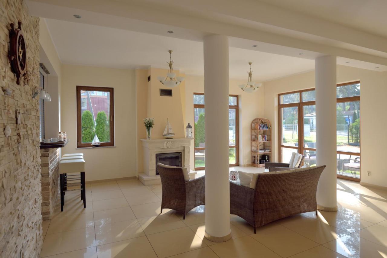Villa Szelega 波别罗沃 外观 照片